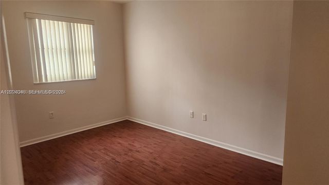 185 SE 14th Ter 1609, Miami, FL 33131