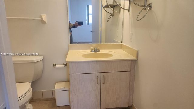 185 SE 14th Ter 1609, Miami, FL 33131