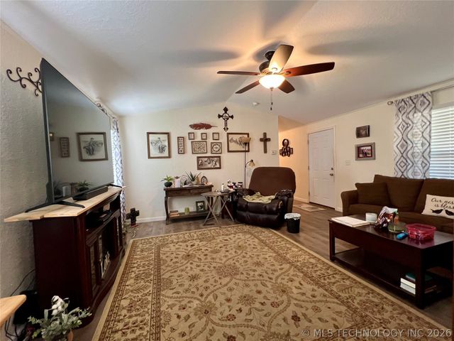 4369 Lookout Drive, Kingston, OK 73439