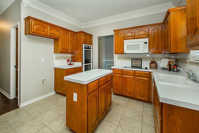 4900 Basil Drive, Mckinney, TX 75070