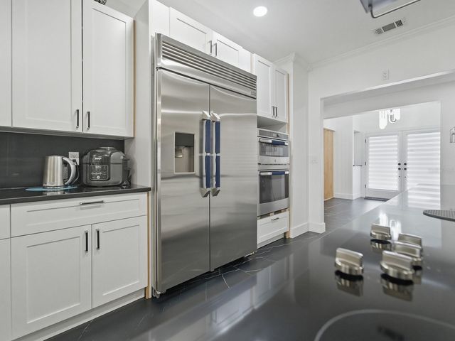 142 BARRINGTON DRIVE, Brandon, FL 33511