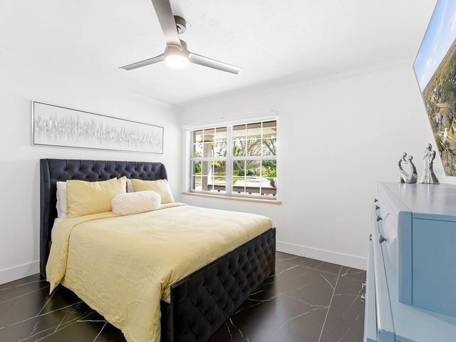 142 BARRINGTON DRIVE, Brandon, FL 33511