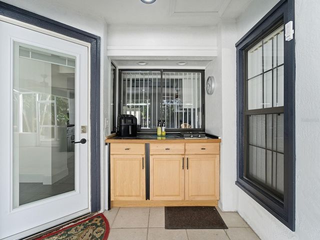 142 BARRINGTON DRIVE, Brandon, FL 33511