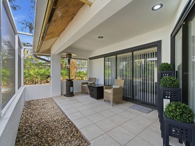 142 BARRINGTON DRIVE, Brandon, FL 33511