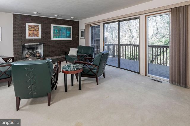 12 CAMERON CT, Princeton, NJ 08540