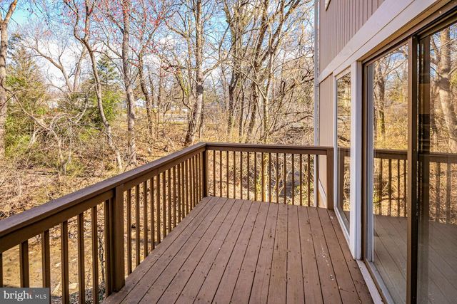 12 CAMERON CT, Princeton, NJ 08540