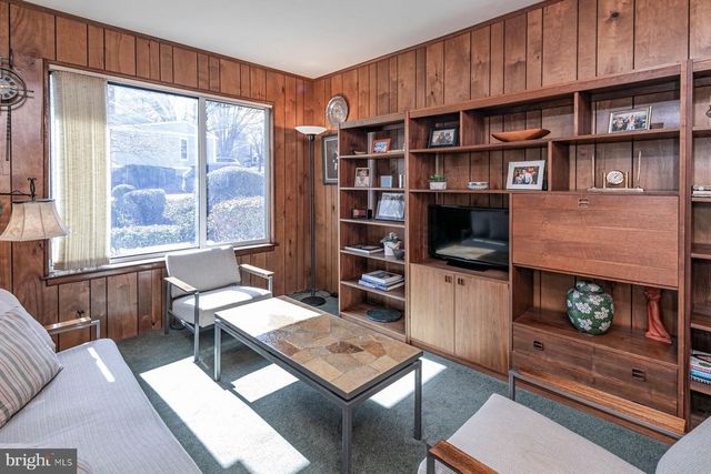 12 CAMERON CT, Princeton, NJ 08540