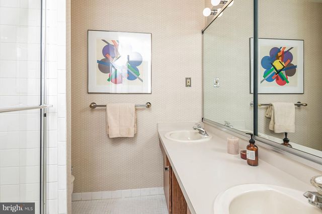 12 CAMERON CT, Princeton, NJ 08540