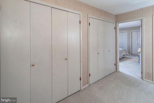 12 CAMERON CT, Princeton, NJ 08540