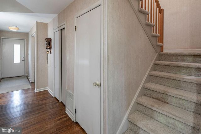 12 CAMERON CT, Princeton, NJ 08540