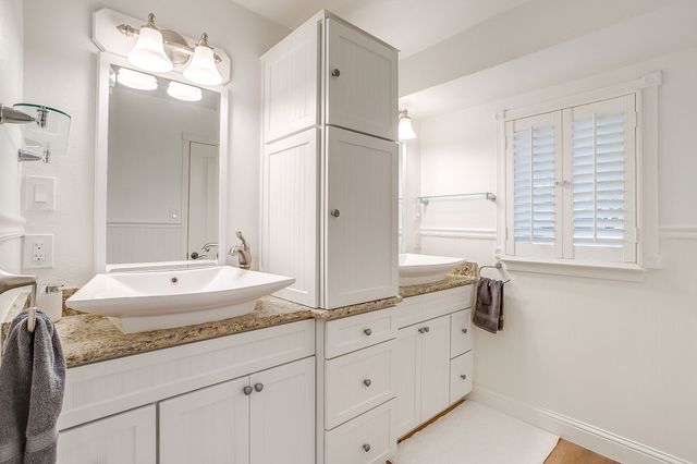 8536 Lake Country Drive, Fort Worth, TX 76179