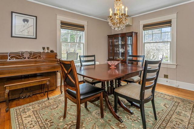 49 Bellewood Avenue, Dobbs Ferry, NY 10522