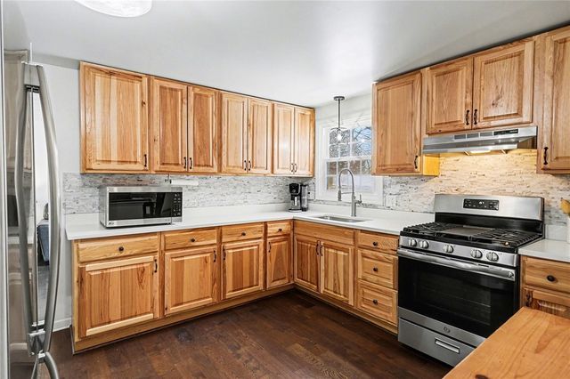 12 Queensberry Lane, Chili, NY 14624