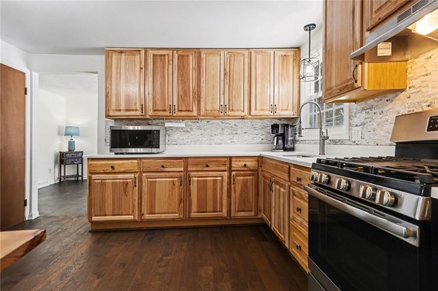 12 Queensberry Lane, Chili, NY 14624