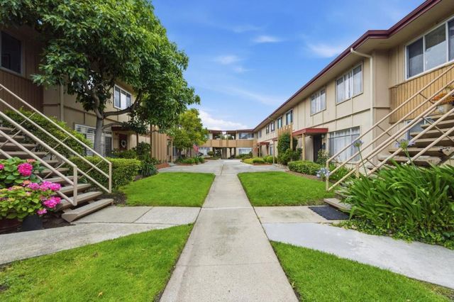 1615 Marina Court B, San Mateo, CA 94403