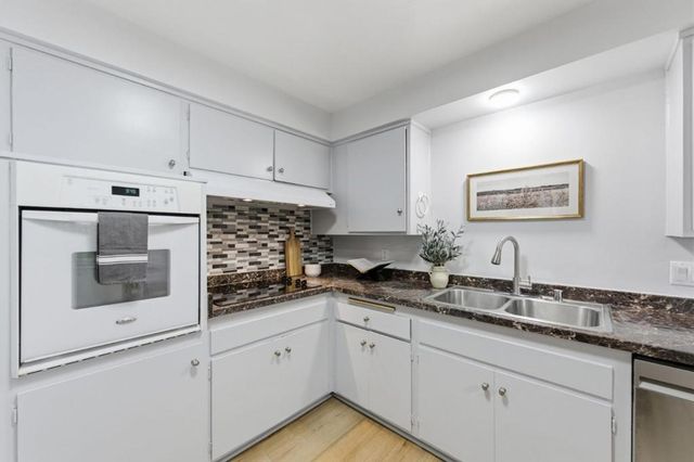 1615 Marina Court B, San Mateo, CA 94403
