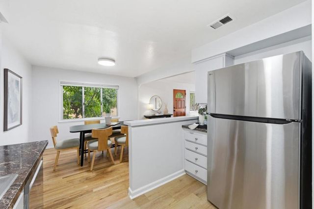 1615 Marina Court B, San Mateo, CA 94403