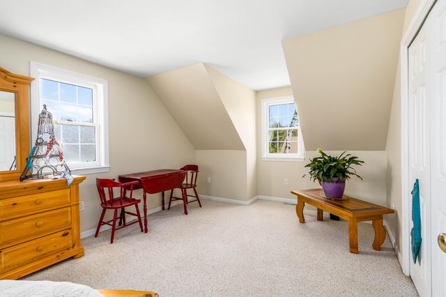 5 Raspberry Lane, Marstons Mills, MA 02648