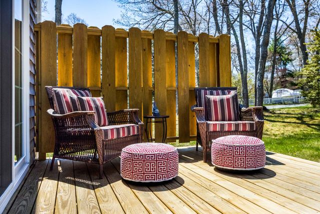 5 Raspberry Lane, Marstons Mills, MA 02648