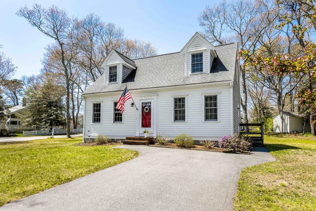 5 Raspberry Lane, Marstons Mills, MA 02648