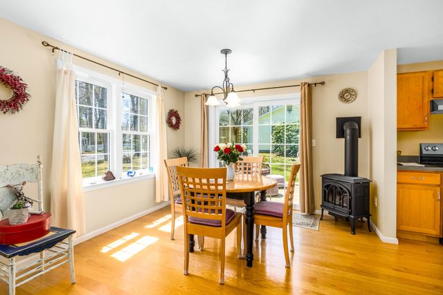 5 Raspberry Lane, Marstons Mills, MA 02648
