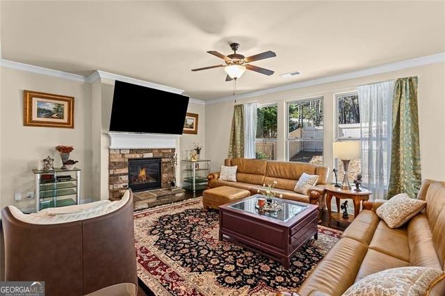 1092 Park Hollow Lane, Lawrenceville, GA 30043