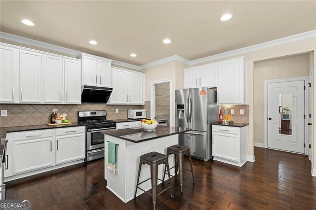 1092 Park Hollow Lane, Lawrenceville, GA 30043