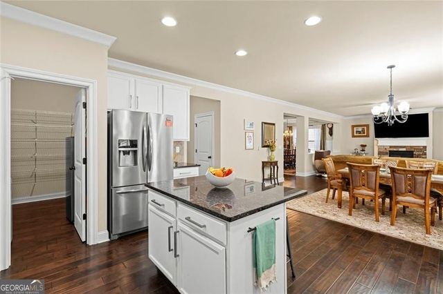 1092 Park Hollow Lane, Lawrenceville, GA 30043