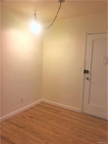 770 Bronx River Road A26, Bronxville, NY 10708