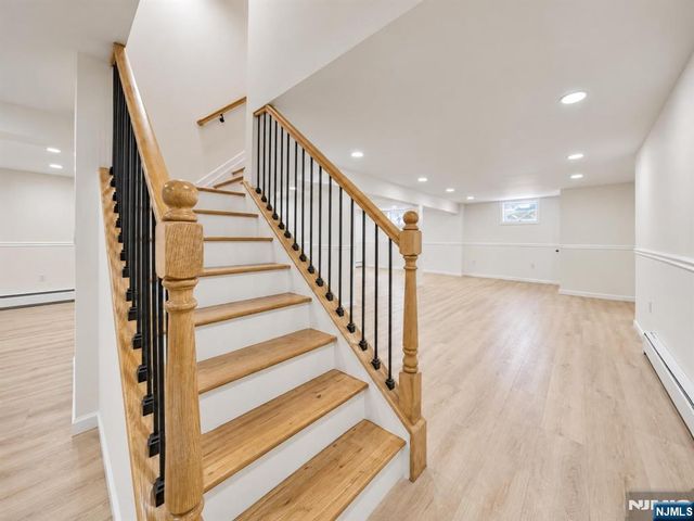 182 School Street, Northvale, NJ 07647