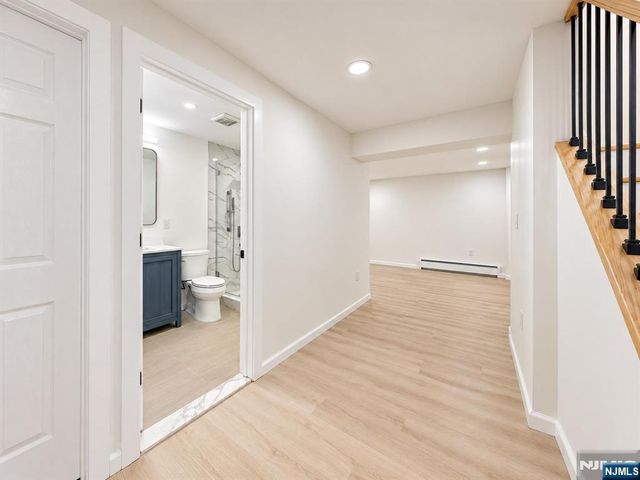 182 School Street, Northvale, NJ 07647