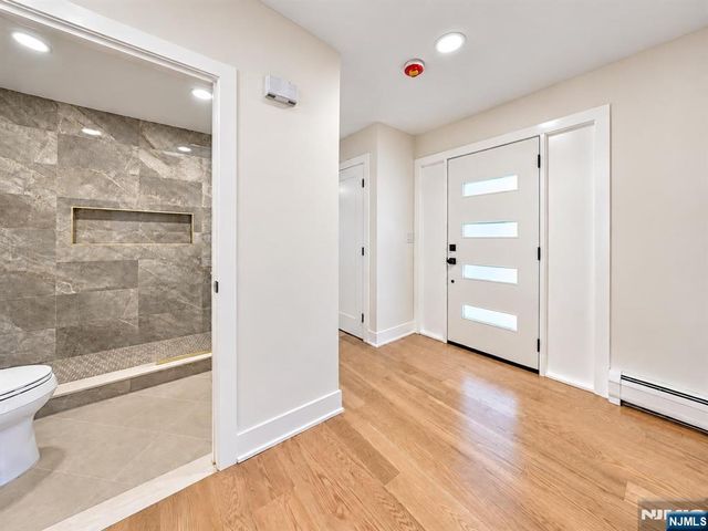 182 School Street, Northvale, NJ 07647