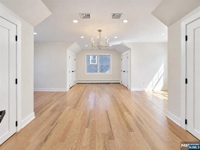 182 School Street, Northvale, NJ 07647