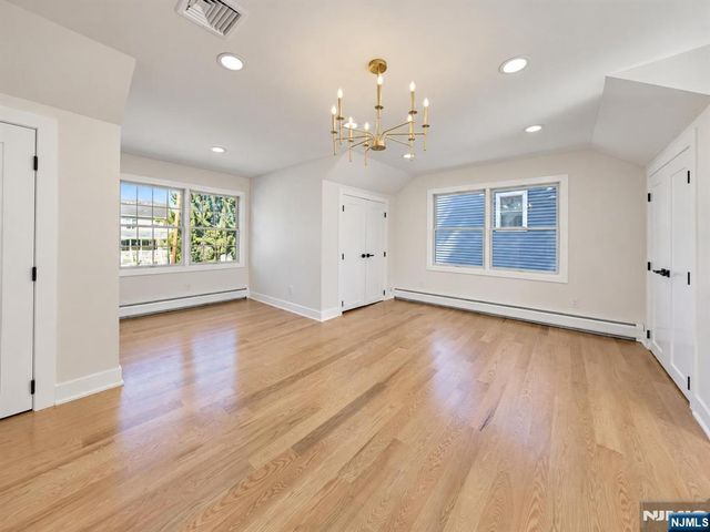 182 School Street, Northvale, NJ 07647