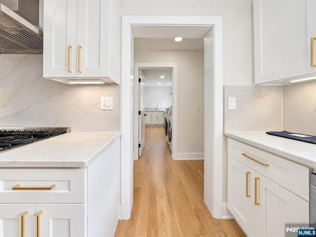182 School Street, Northvale, NJ 07647