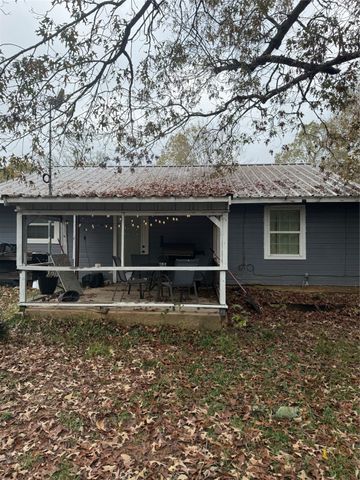 51 County Road 34715, Paris, TX 75460