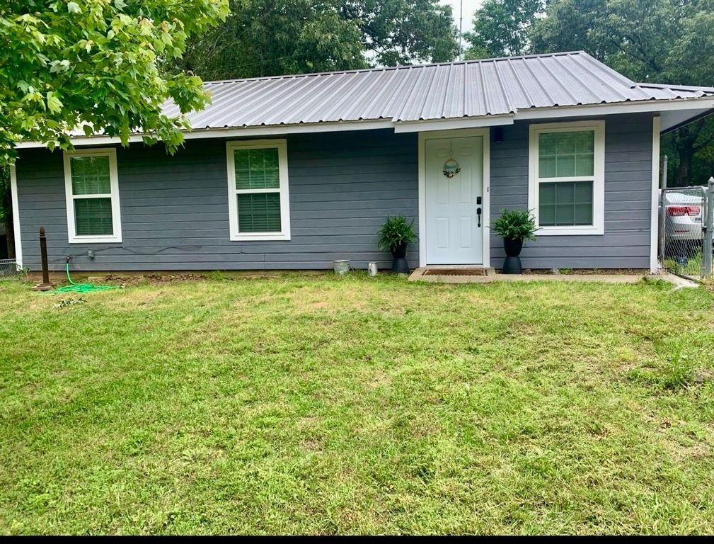 51 County Road 34715, Paris, TX 75460