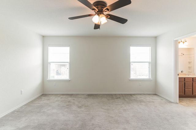 804 Sawbuck DR, Pflugerville, TX 78660