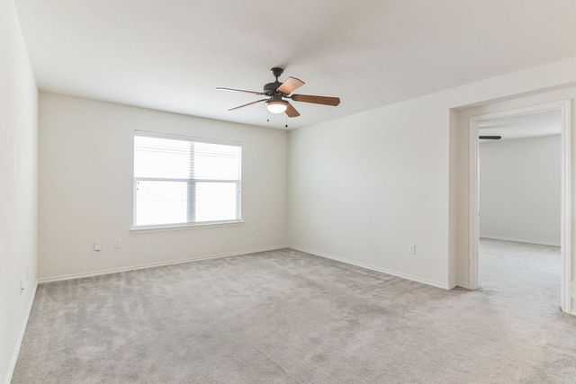 804 Sawbuck DR, Pflugerville, TX 78660