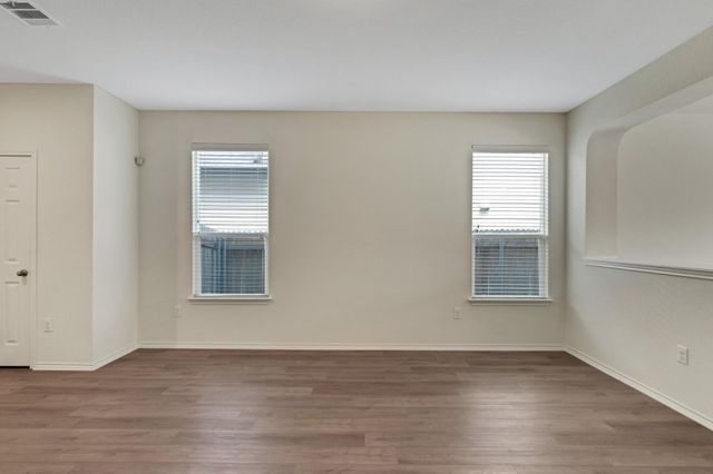 804 Sawbuck DR, Pflugerville, TX 78660