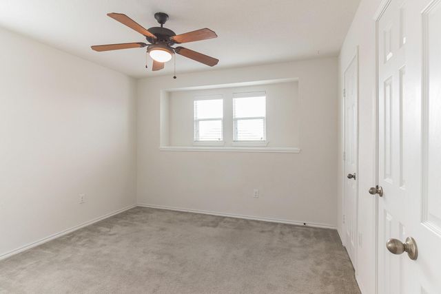 804 Sawbuck DR, Pflugerville, TX 78660