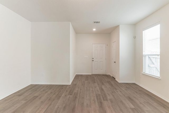 804 Sawbuck DR, Pflugerville, TX 78660