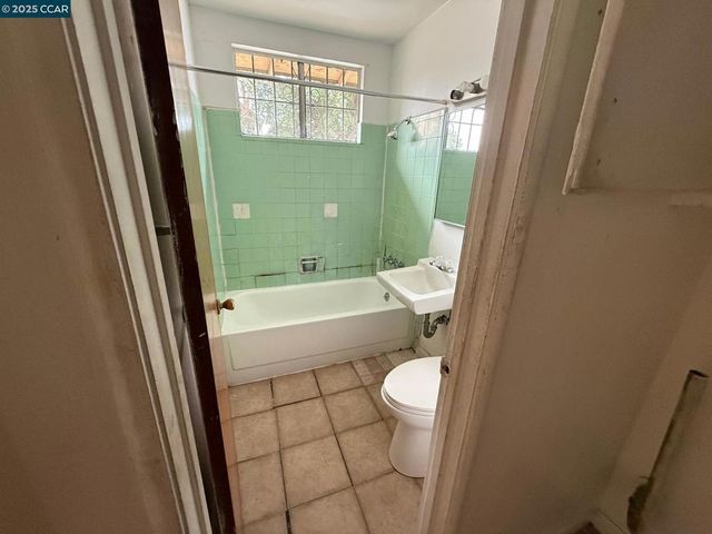 435 Duboce Ave, Richmond, CA 94801