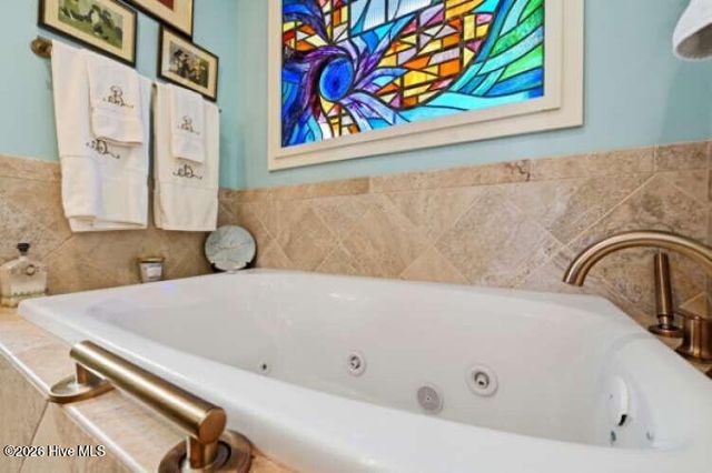 406 Lord Thomas Avenue, Southport, NC 28461