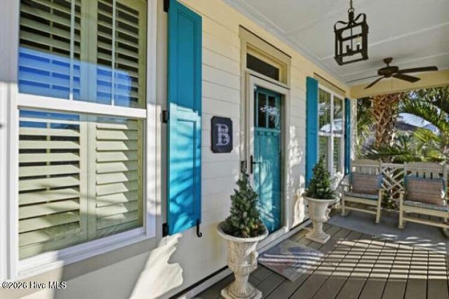 406 Lord Thomas Avenue, Southport, NC 28461