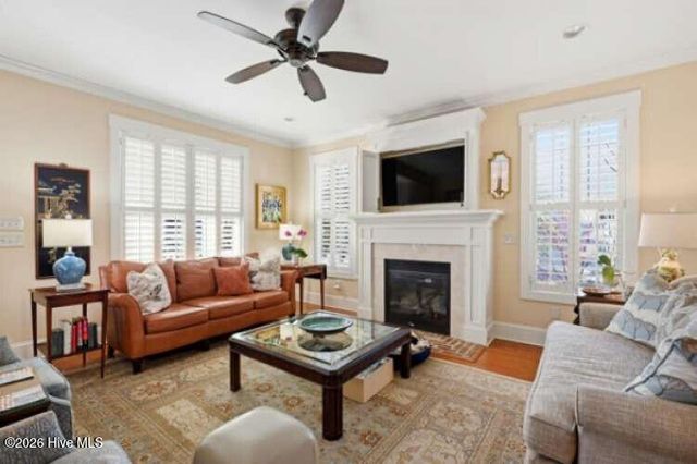 406 Lord Thomas Avenue, Southport, NC 28461