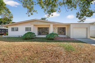 5614 36TH AVENUE N, St Petersburg, FL 33710