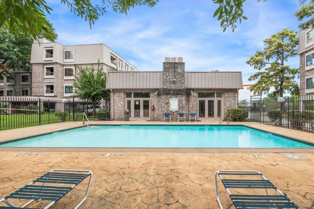 2213 S Braeswood Boulevard 12H, Houston, TX 77030