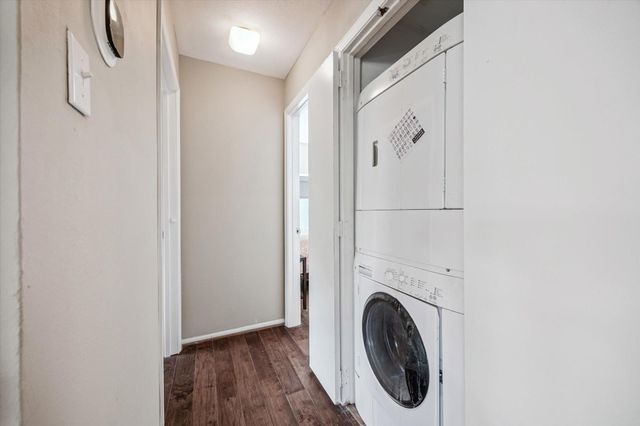 2213 S Braeswood Boulevard 12H, Houston, TX 77030