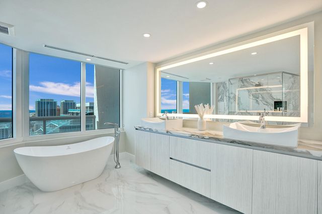 505 N Fort Lauderdale Beach Boulevard N 2500, Fort Lauderdale, FL 33304